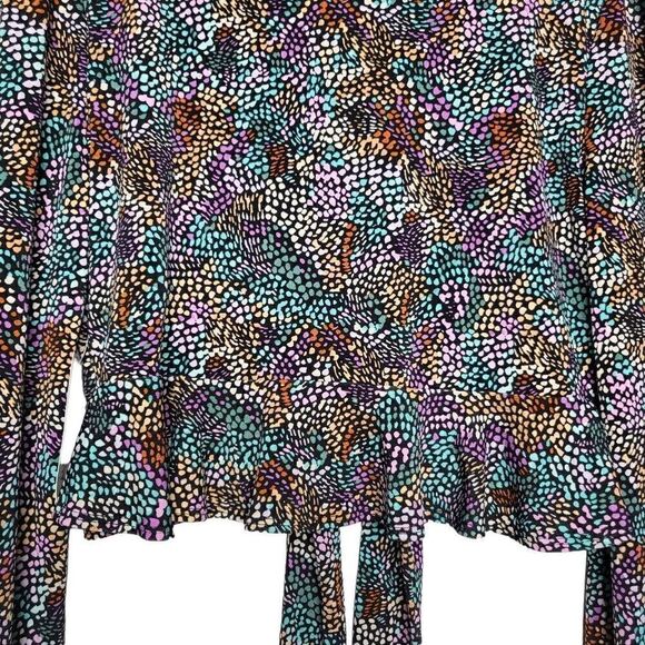 Bar III Tie Front Ruffle V Neck Balloon Sleeves Crop Top Size Large - Picture 8 of 10